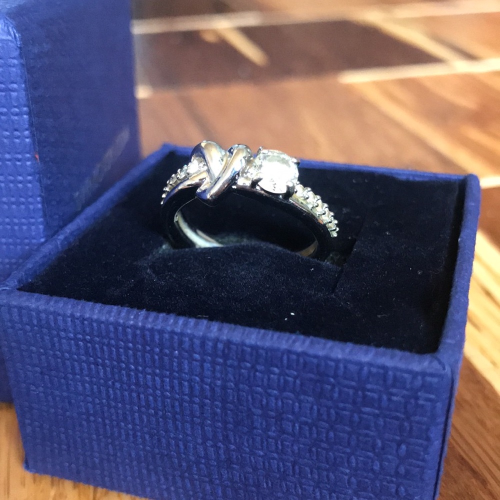 Swarovski ring - Picture 3 of 5